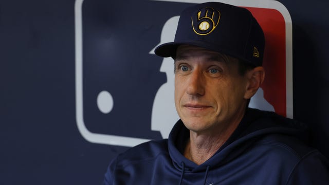 Cubs hire Craig Counsell; Brewers fans react