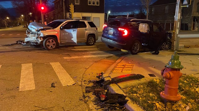 Milwaukee crash near Brown and MLK Drive