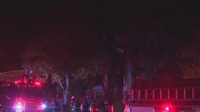 2-alarm Milwaukee house fire, 23rd and Brown