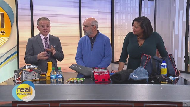 Creating a winter emergency kit for your vehicle