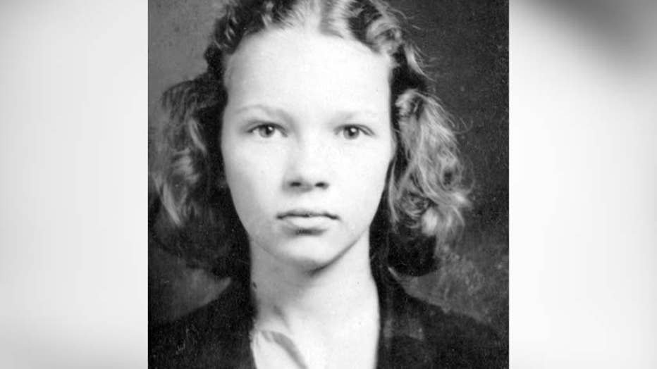 02-Rosalynn-Carter-Age-12.jpg