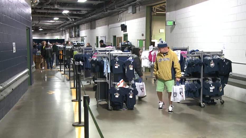 2023 Milwaukee Brewers Clubhouse sale scheduled for Dec. 12