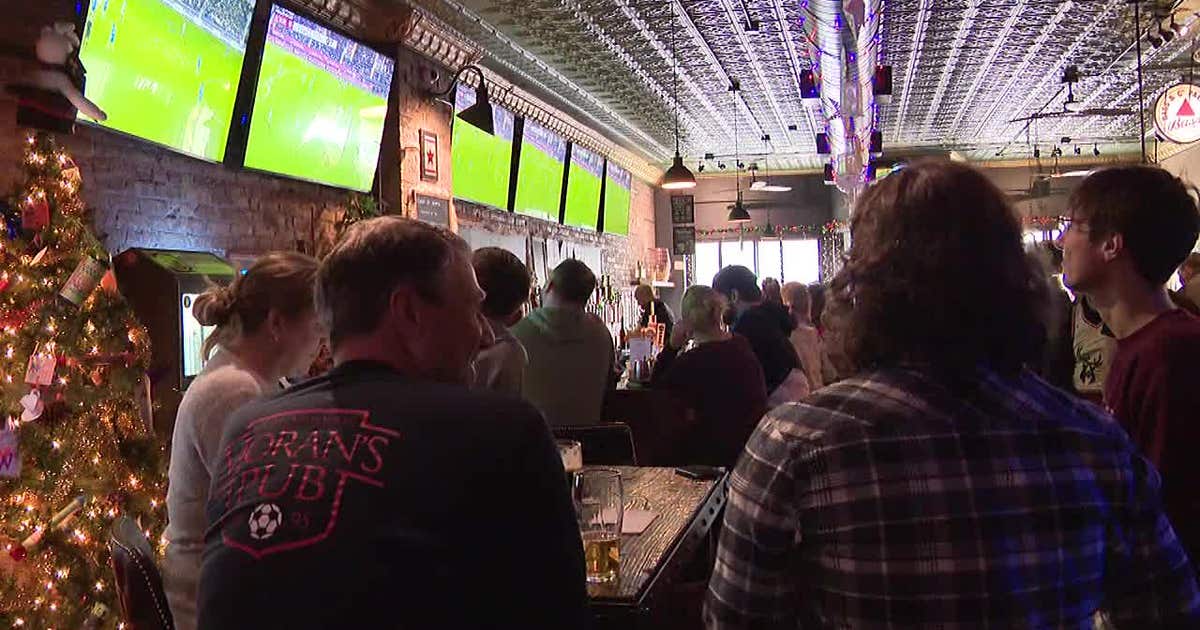 Boxing Day: Moran’s Pub celebrates in South Milwaukee | FOX6 Milwaukee