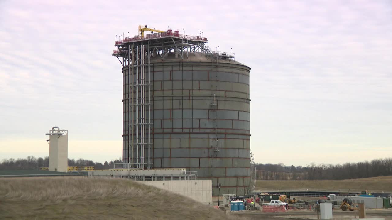 WI natural gas storage facility in Ixonia; innovation and controversy