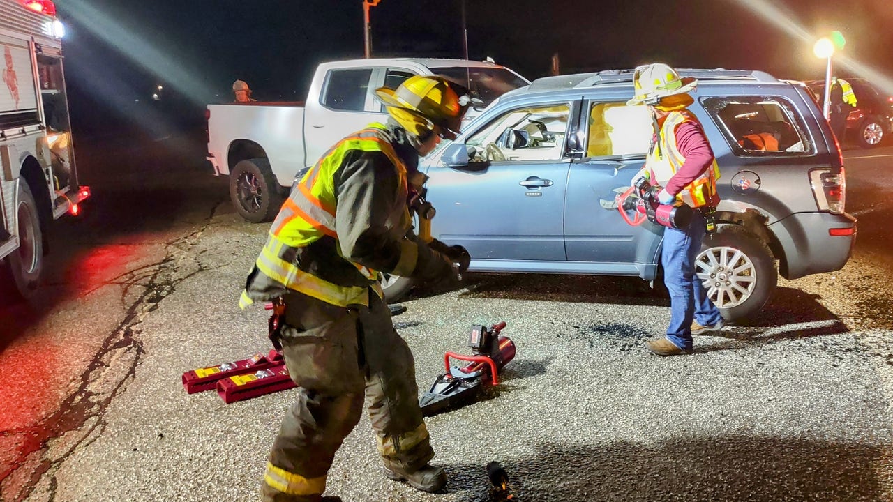 Christmas Eve crash in Racine County; 4 taken to hospital - Vimarsana News