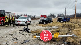Racine County crash, 2 injured in town of Dover