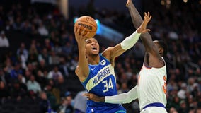 Bucks beat Knicks, breezing into In-Season Tournament semifinals