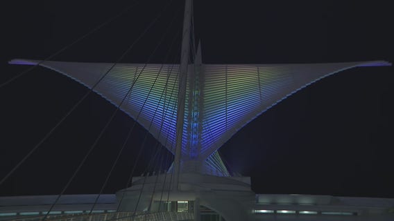 Milwaukee Art Museum 'wing' lights unveiled; when to see them