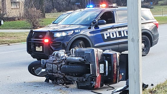 Mount Pleasant motorcycle crash, man injured