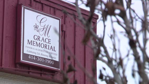 Milwaukee funeral home fraud, women accused of multiple felonies