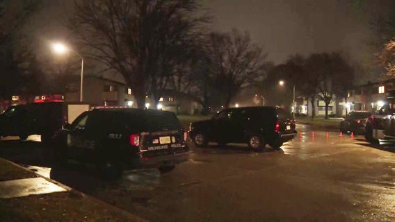 Police standoff on Milwaukee's north side, 2 people arrested