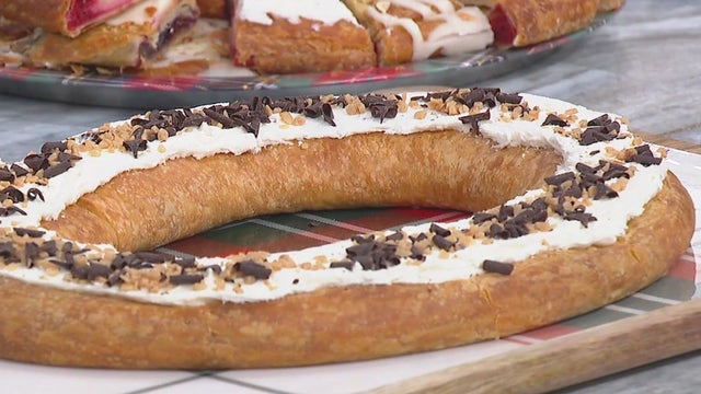 O&H Bakery; limited-edition Kringle