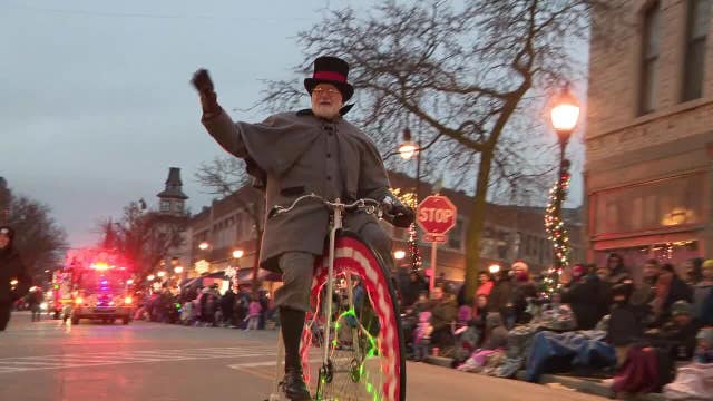 Waukesha Christmas parade; community rallies together