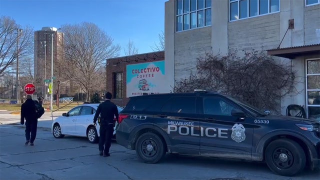 Milwaukee Colectivo Coffee attempted robbery near Humboldt and Locust