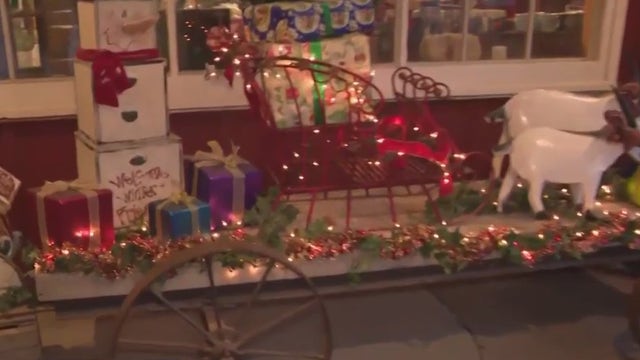 Enjoy the holidays at Apple Holler in Sturtevant