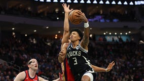 Bucks beat Pelicans, Antetokounmpo leads balanced attack