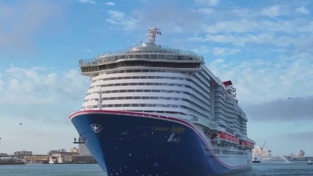 2024 travel; 3 things you should be booking now