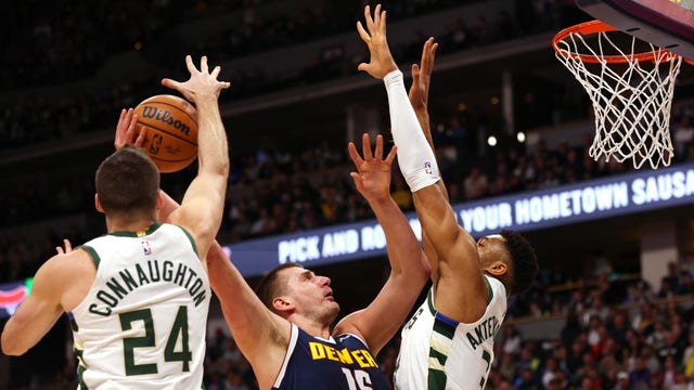 Nuggets spoil Doc Rivers' debut as Bucks coach