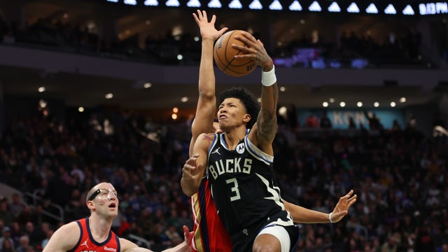 Bucks beat Pelicans, Antetokounmpo leads balanced attack