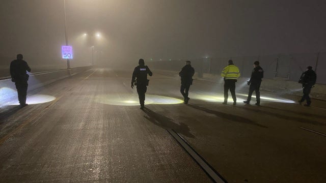 I-794 shooting causes highway closure, police investigating