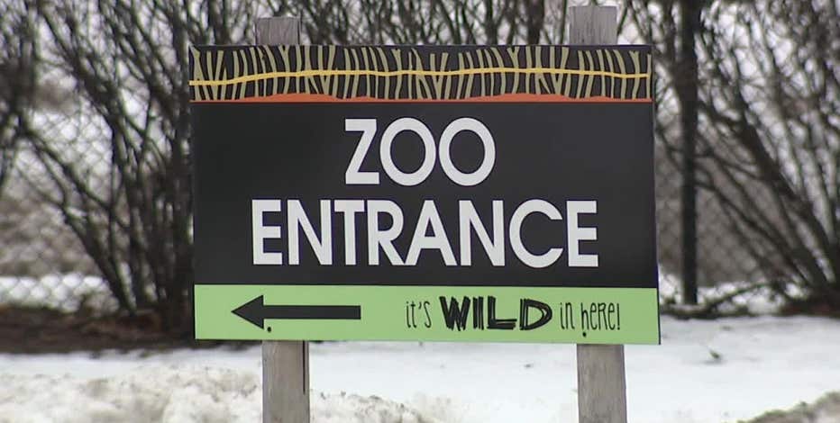 Milwaukee County Zoo entrance redesign, Crowley signs legislation