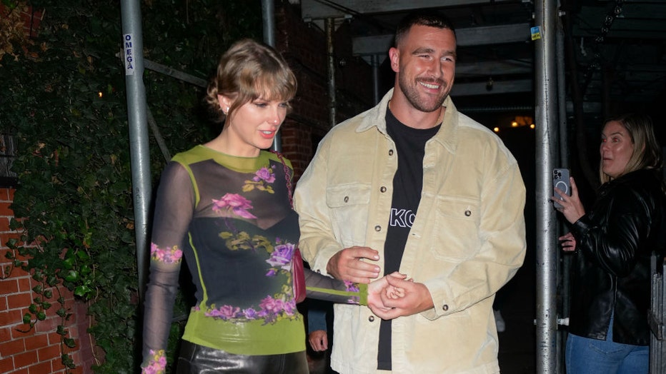 Taylor-Swift-and-Travis-Kelce.jpg