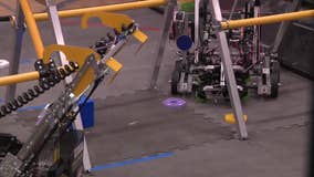 Student robotics tournament in Brookfield, 28 teams compete