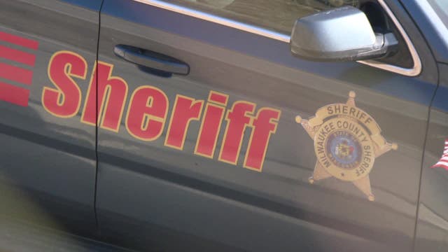 Milwaukee shots fired on freeway; vehicle struck 4-5 times