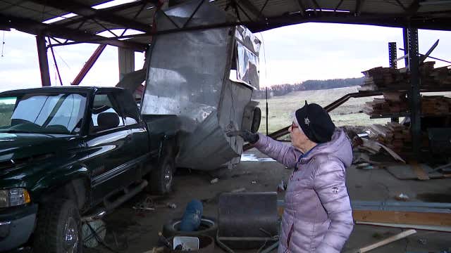 Evansville tornado: Woman describes damage 'like a war zone'