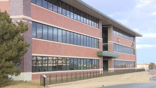 New for-profit nursing school in Milwaukee faces resistance