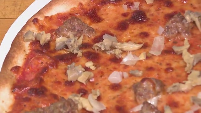 Maria’s Pizza back open in Milwaukee