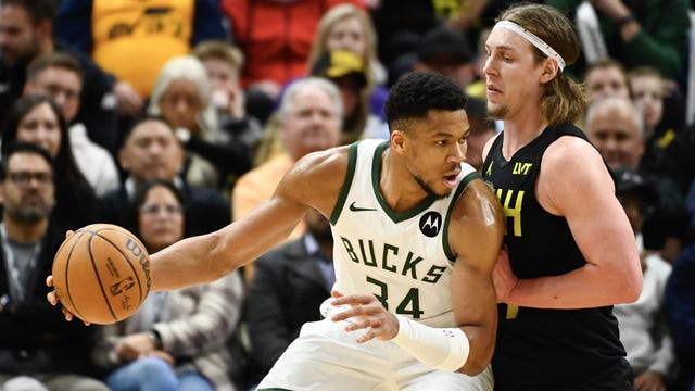 Bucks lose to Jazz after fourth quarter rally