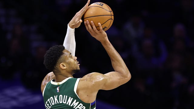 Bucks beat 76ers in Doc Rivers' return to Philadelphia