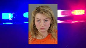 Muskego woman punched toddler in front of officer: complaint