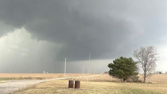 SE Wisconsin severe weather; storms race up I-43 corridor