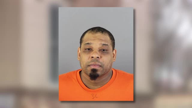 Milwaukee police chase, crash; Earl Cross accused of drug crimes