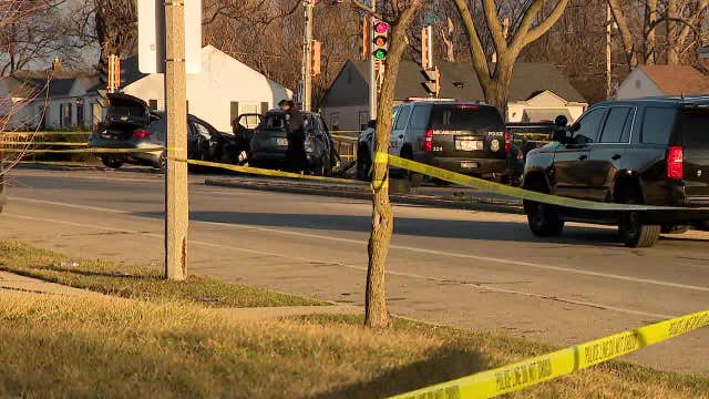 Milwaukee fatal crash, Sherman and Villard; 1 dead