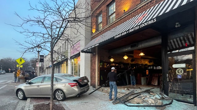 Crash into Milwaukee Café Hollander, window shattered
