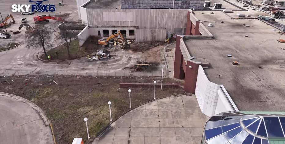 Former Northridge Mall demolished, city leaders celebrate completion