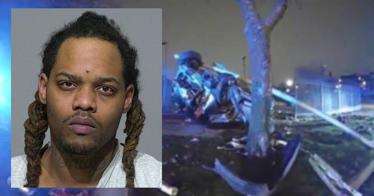Greenfield into Milwaukee police chase tops 110 mph, ends with crash ...