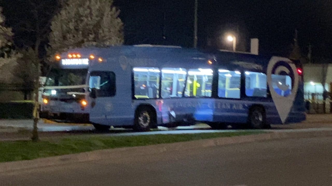 Reckless driving crashes involving Milwaukee County buses; cost adding up - Vimarsana News
