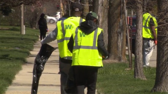 Tory Lowe Community Cleanup, Milwaukee volunteers tackle 3 areas