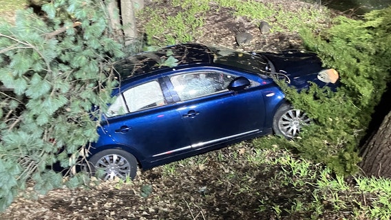 Elm Grove crash: Driver extricated, arrested for OWI