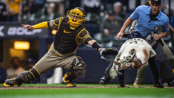 Brewers shut out Padres, Brice Turang scores game's only run