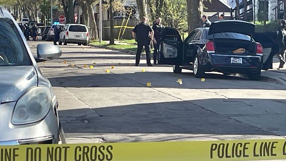 Milwaukee shooting near 29th and Walnut; 2 hurt after exchanging gunfire