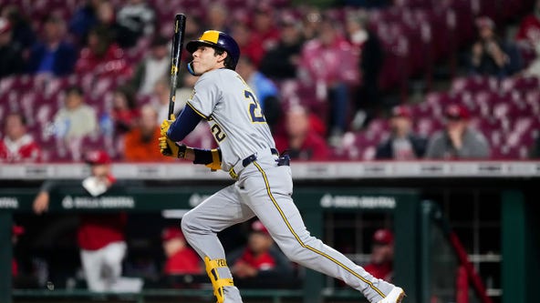 Brewers put Christian Yelich on injured list with back strain