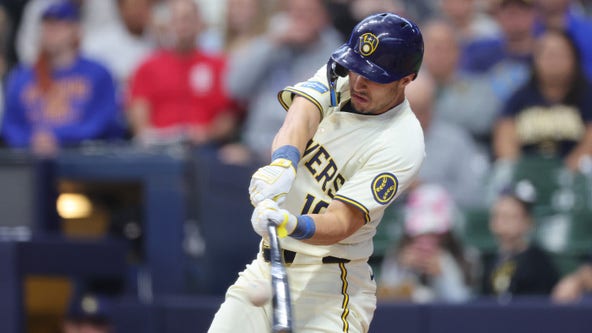 Brewers lose to Yankees, Rizzo hits 300th HR
