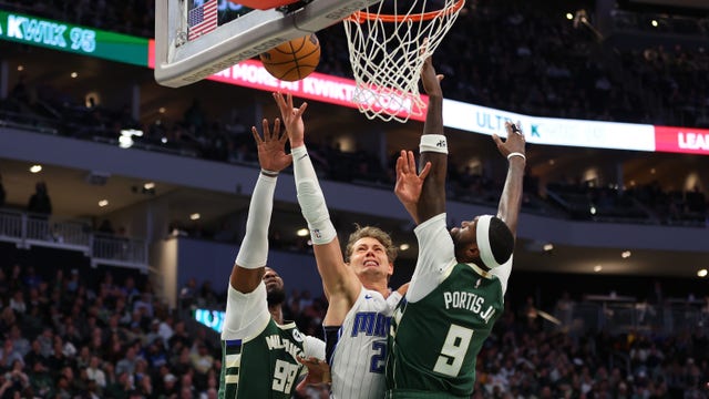 Bucks beat Magic without injured Antetokounmpo, Portis scores 30 points
