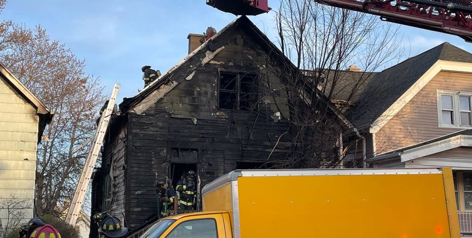 Fatal Milwaukee fire, 1 person dead and 1 firefighter burned