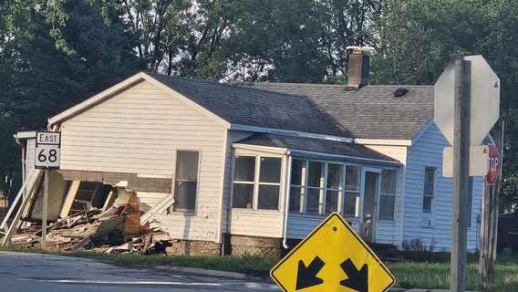 Dodge County deputy crashes into home during chase; 1 arrest